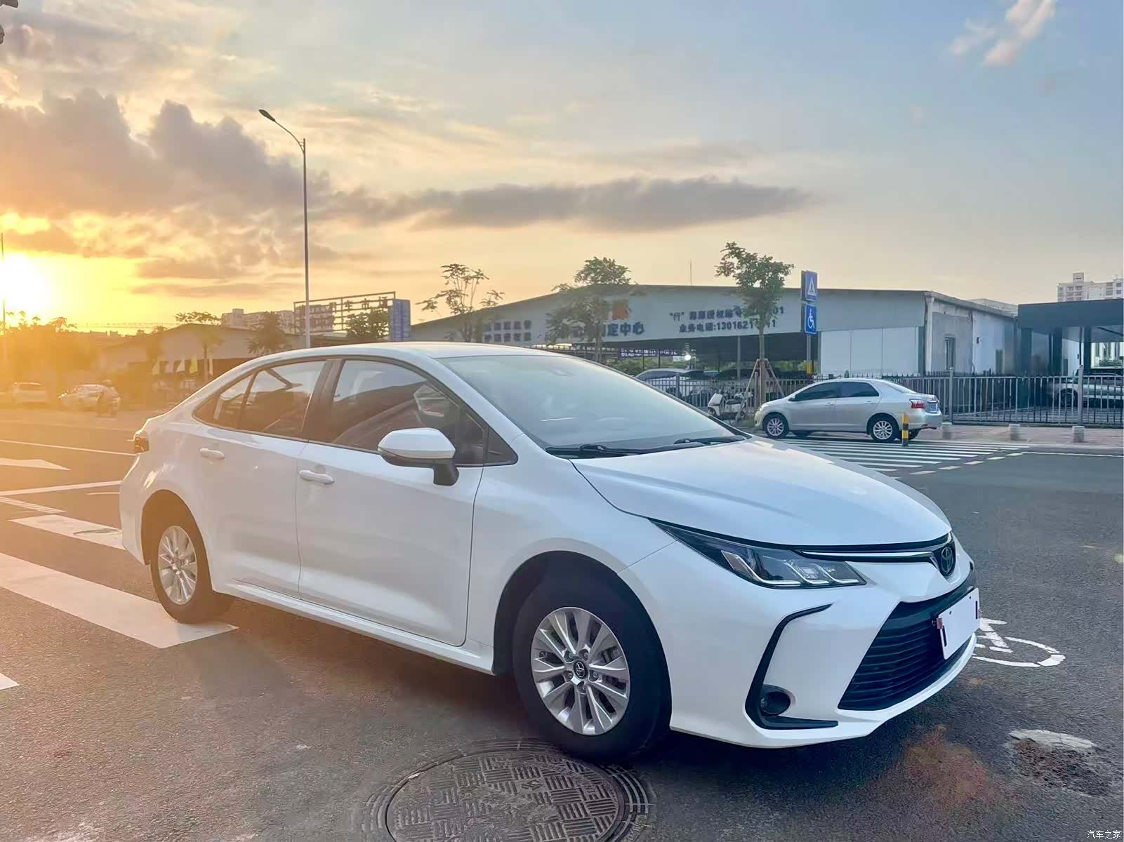 Toyota Corolla, 2023 3