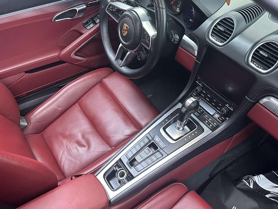 Porsche 718 Porsche 718