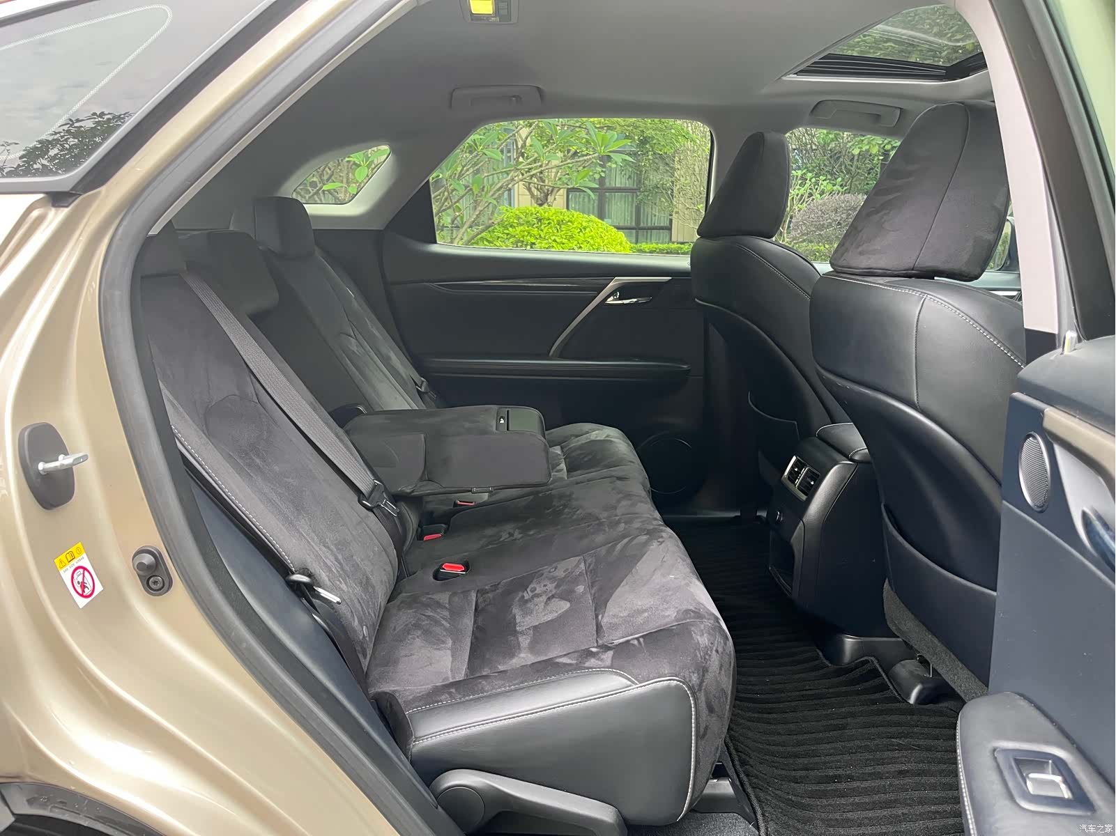 Lexus RX, 2017 11