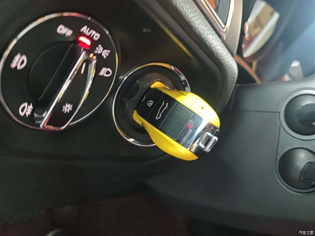 Porsche Macan, 2018 9