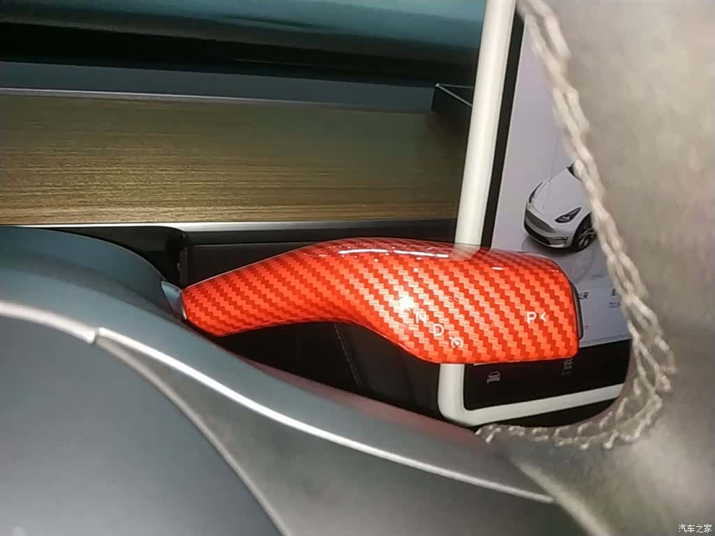 Tesla Model Y, 2023 14