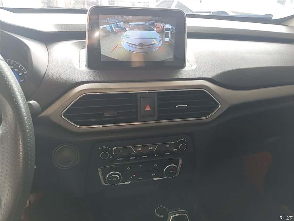 DongFeng S560, 2019 13