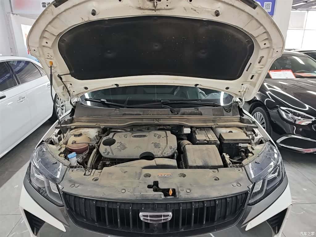 Geely Coolray, 2023 20