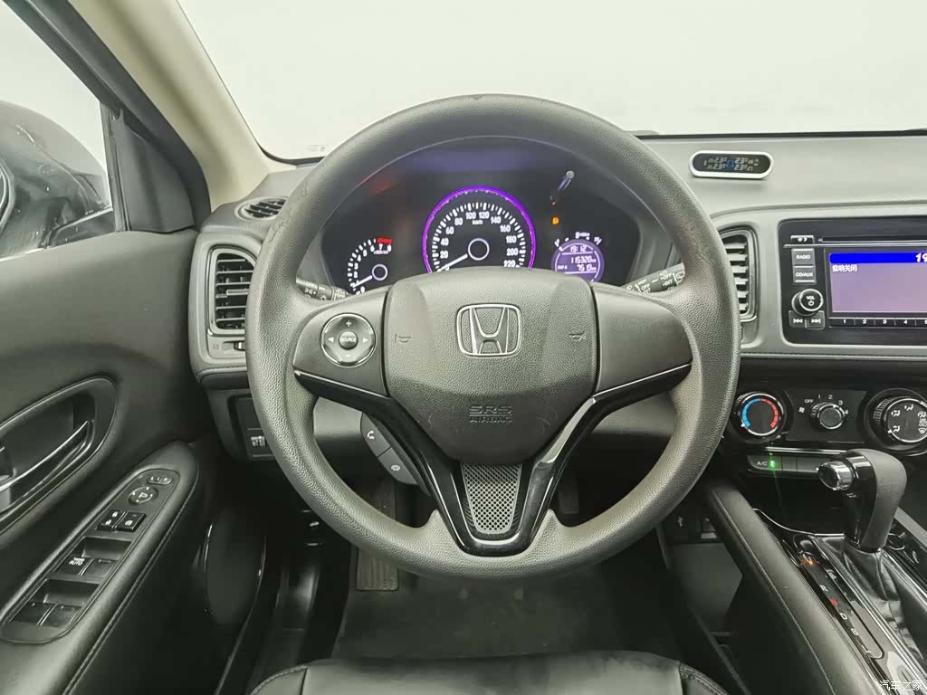 Honda Vezel, 2015 11