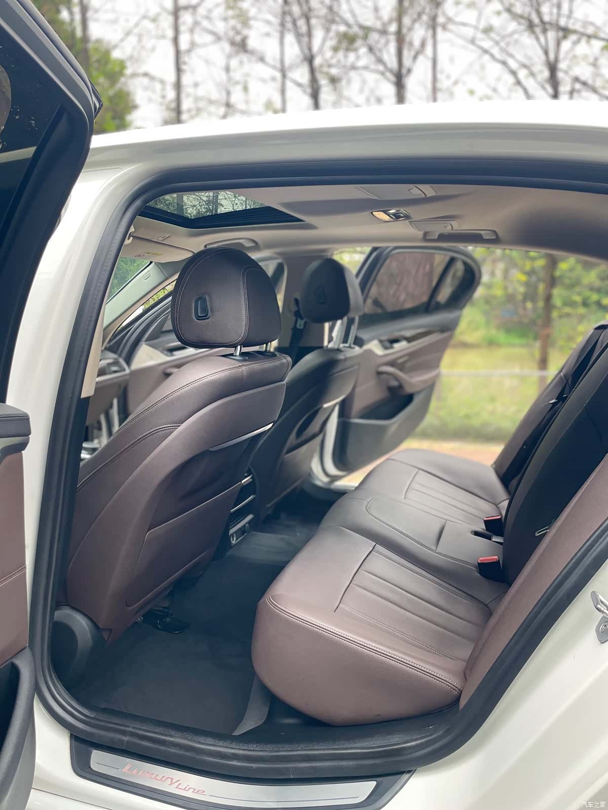 BMW 5 Series, 2019 41