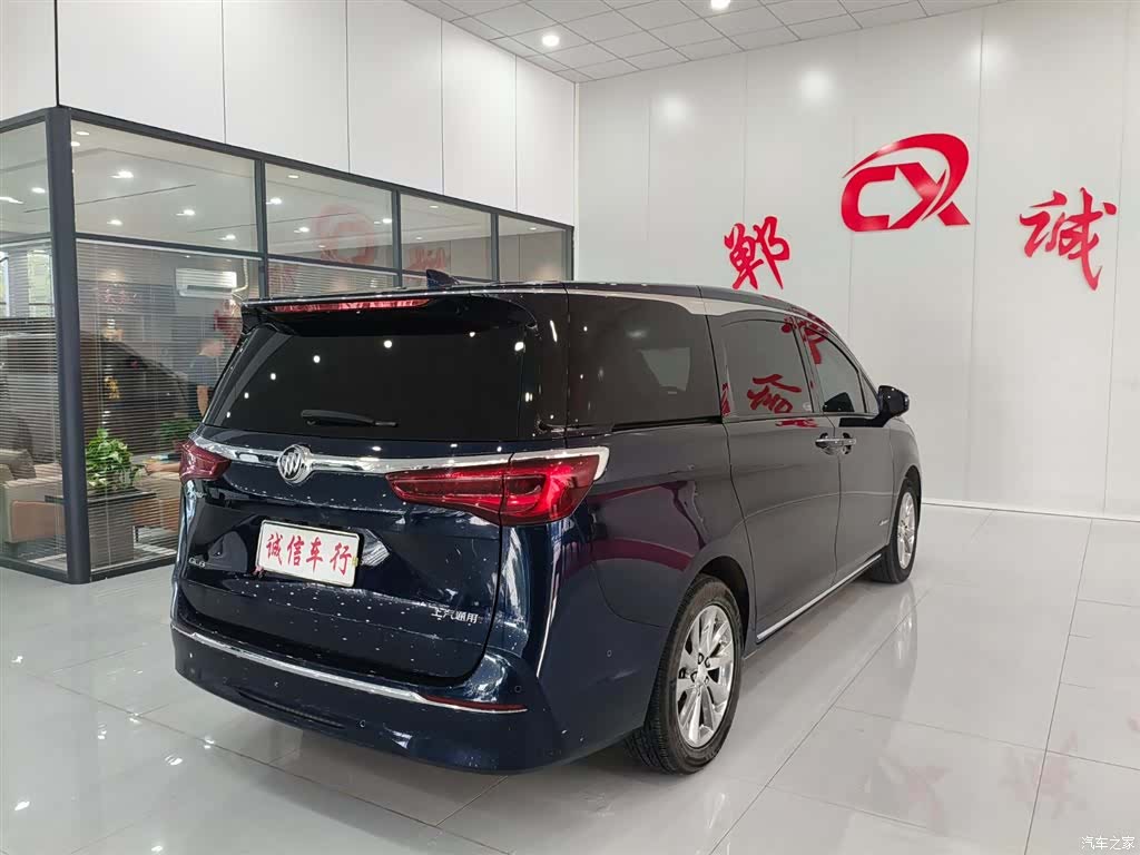 Buick GL8, 2023 4