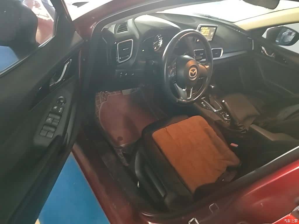 Mazda Mazda3, 2015 16