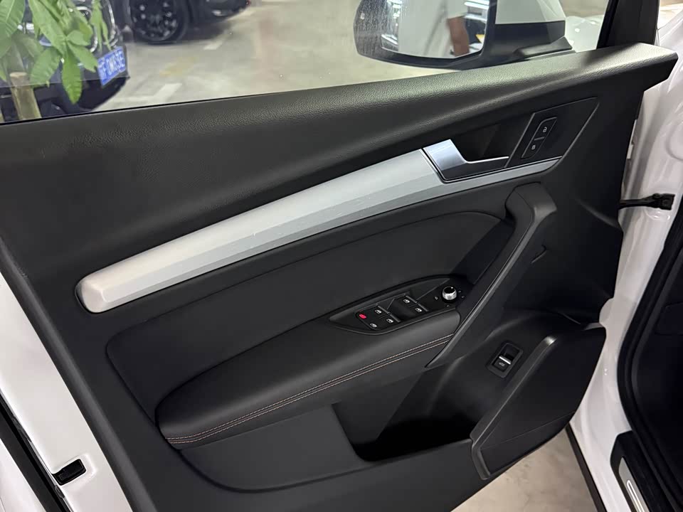 Audi Q5L Audi Q5L