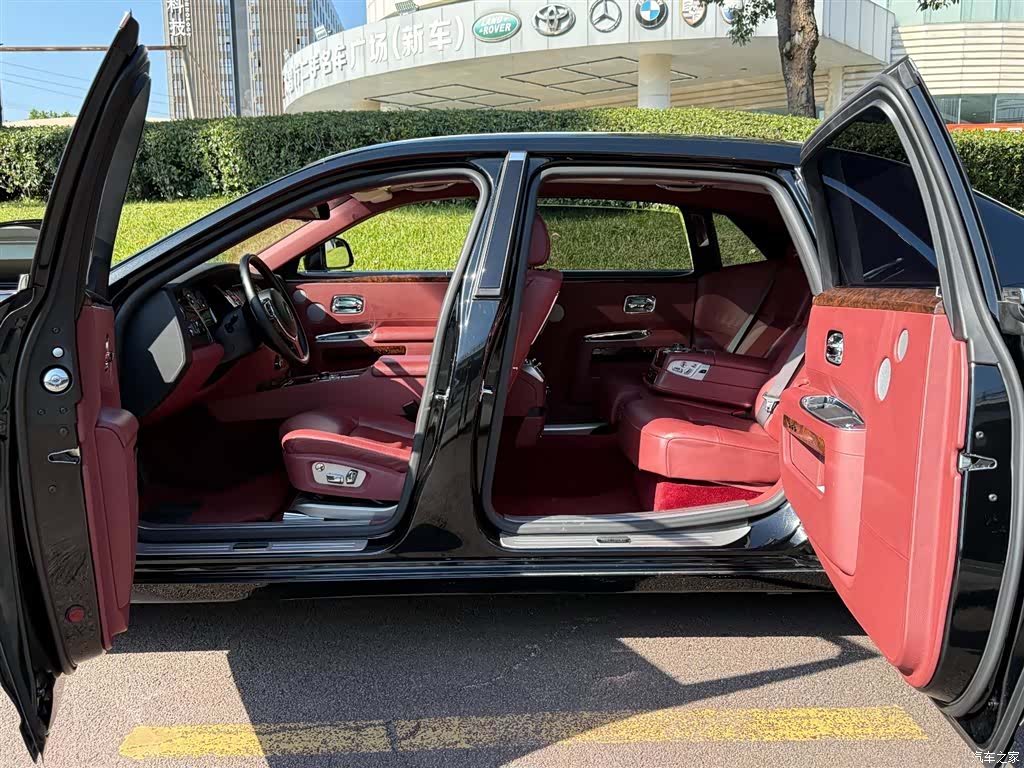 Rolls-Royce Ghost, 2012 9