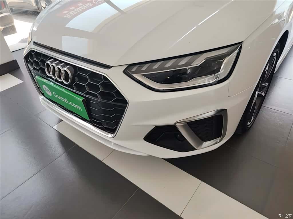 Audi A4L, 2020 24