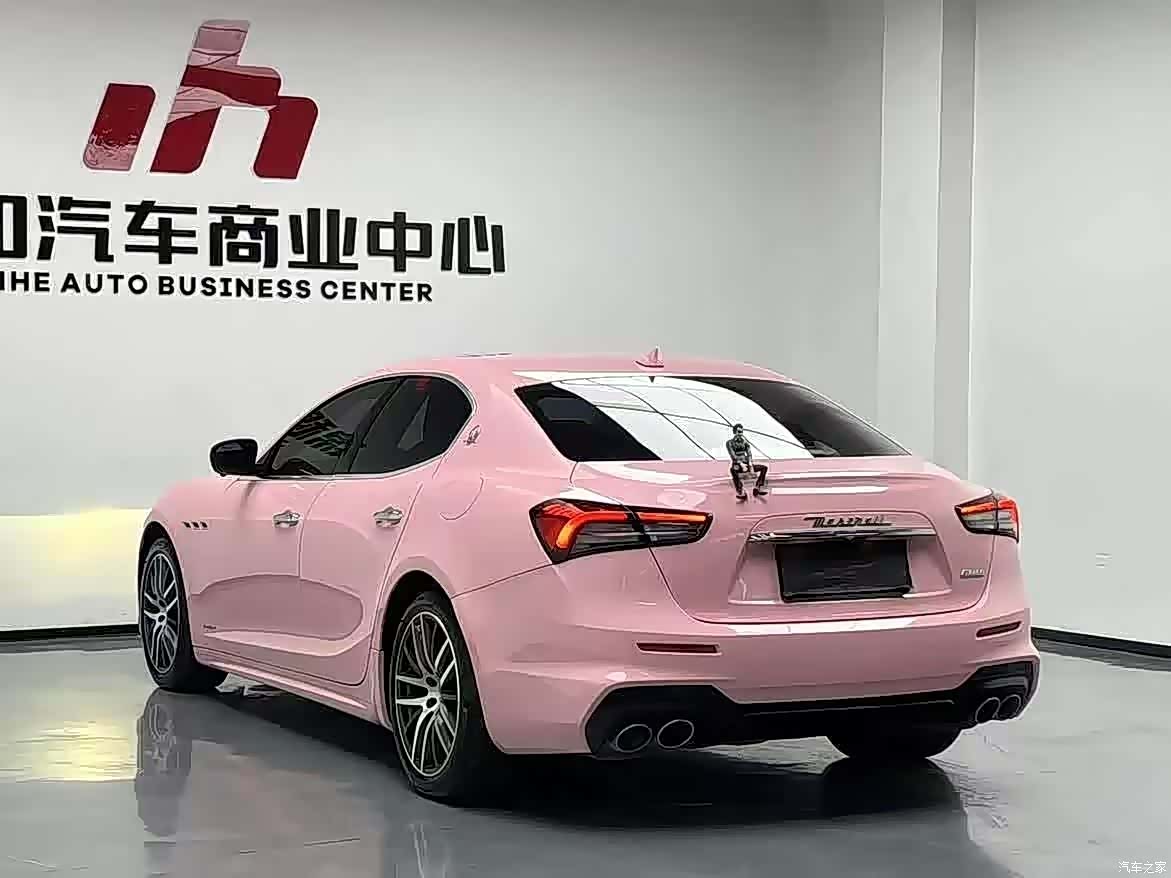 Maserati Ghibli, 2021 24
