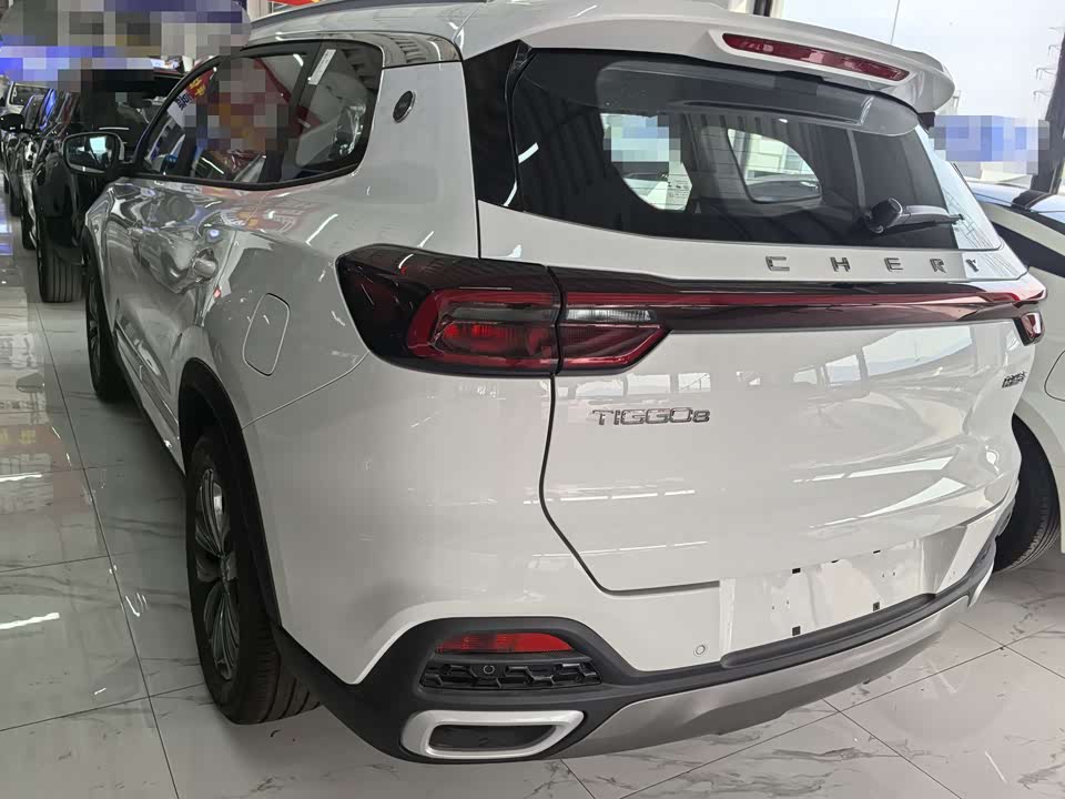 Chery Tiggo 8