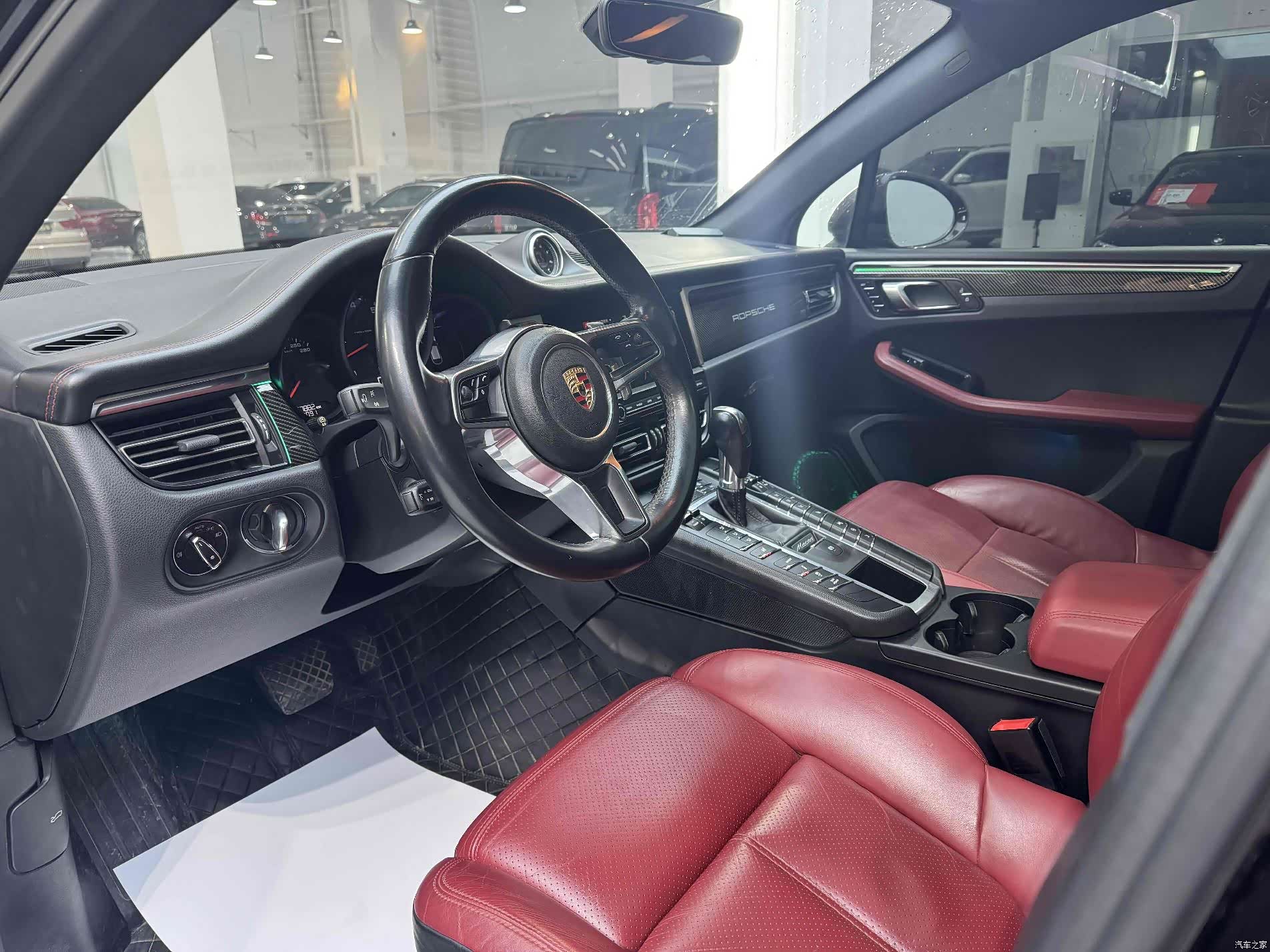 Porsche Macan, 2020 7