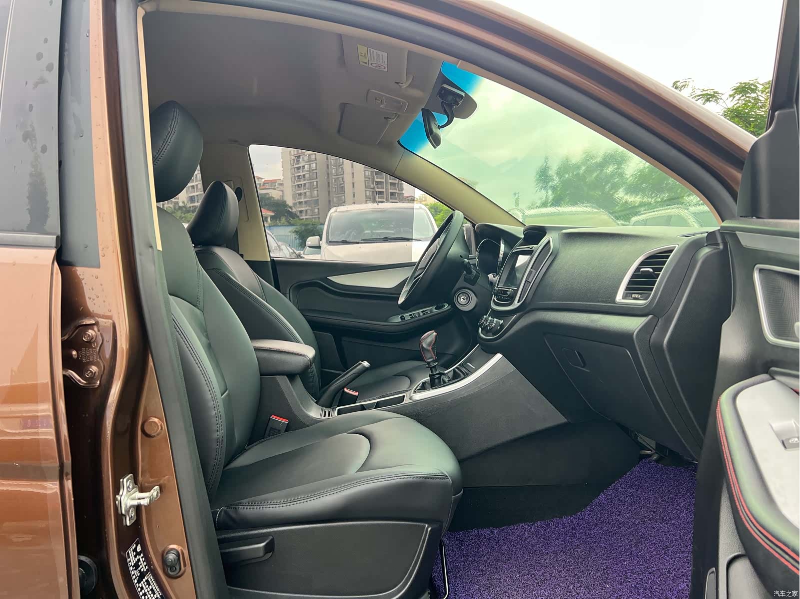Wuling 560, 2017 8