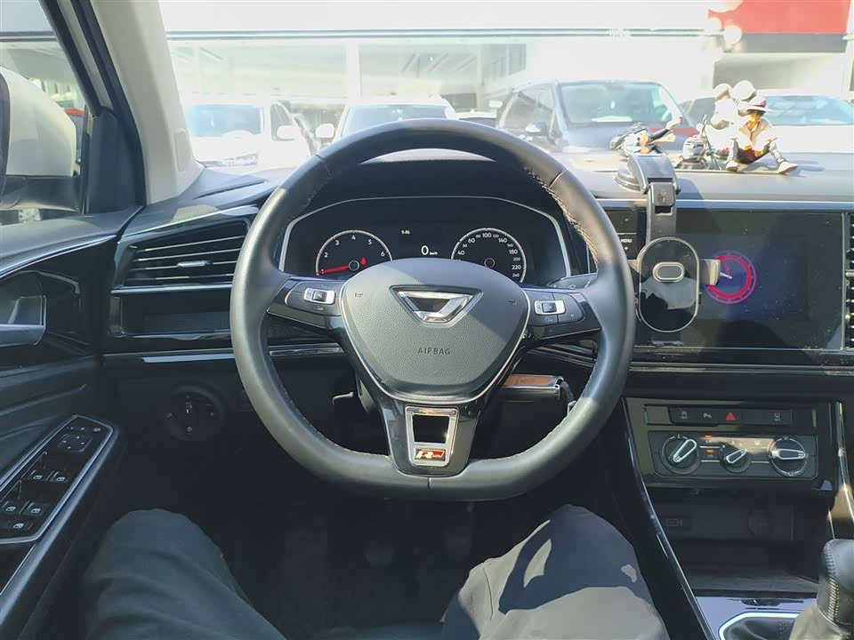 Jetta VS7