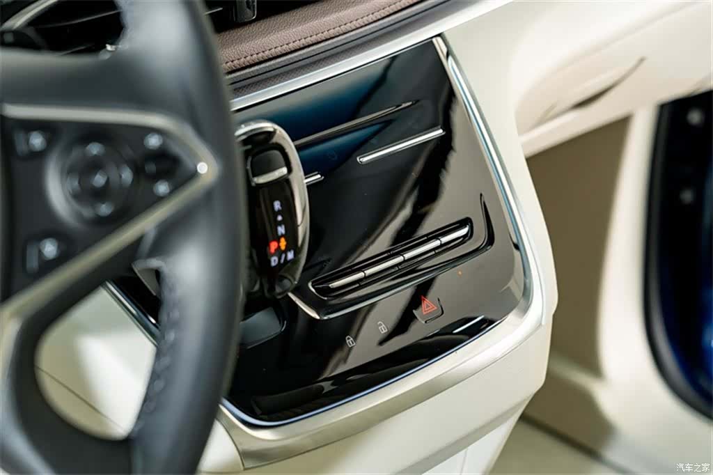 Buick GL8, 2022 12