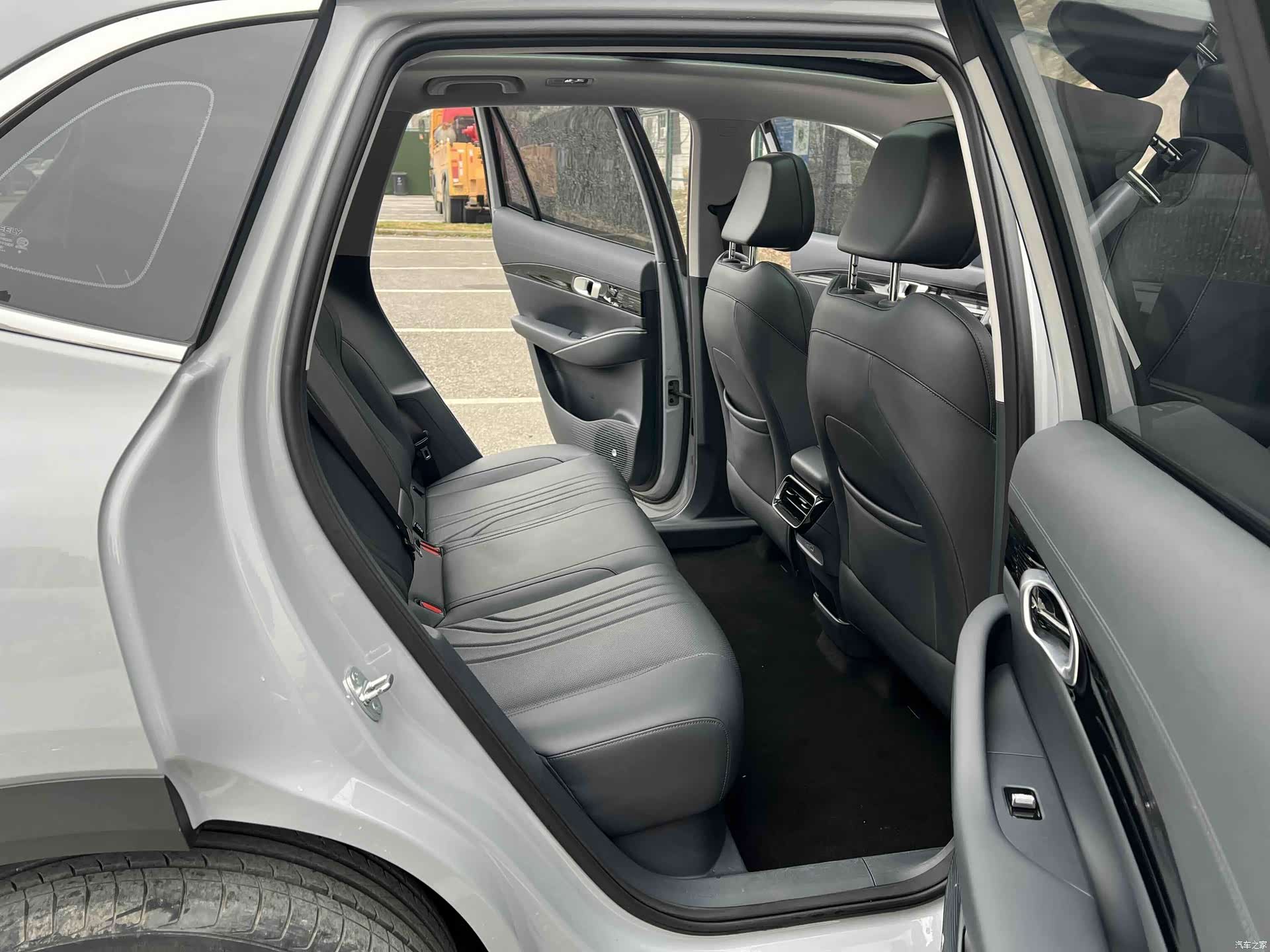 Geely Galaxy E5, 2025 все фото