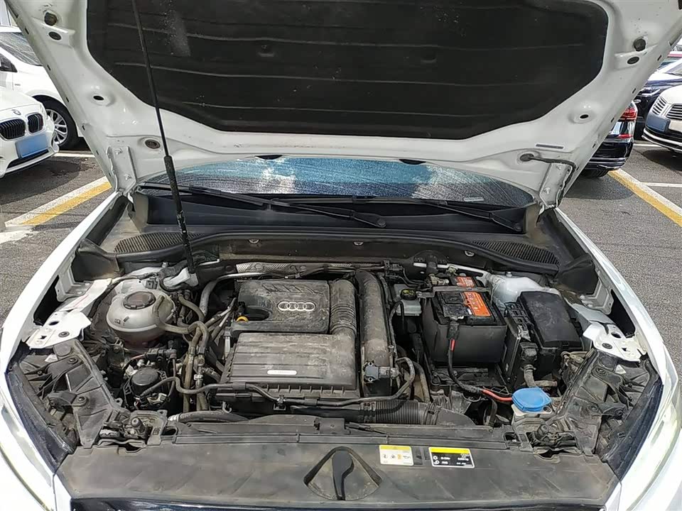 Audi Q2L Audi Q2L