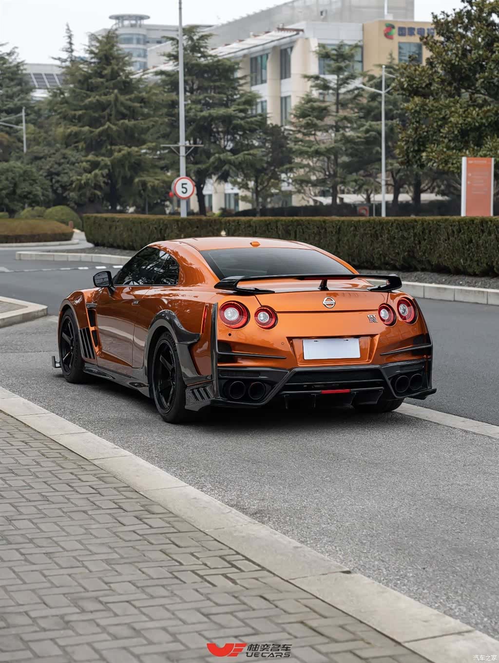 Nissan GT-R, 2018 6