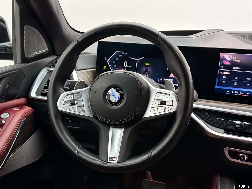BMW X5, 2024 12