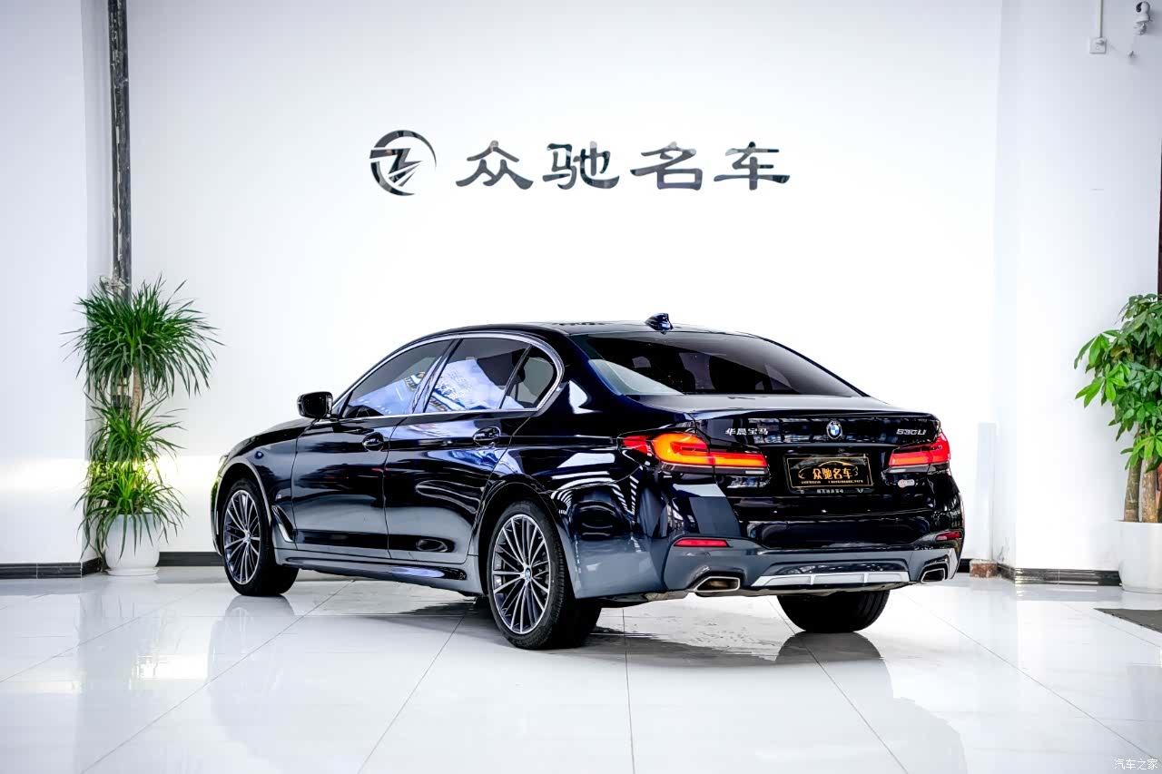 BMW 5 Series, 2023 11