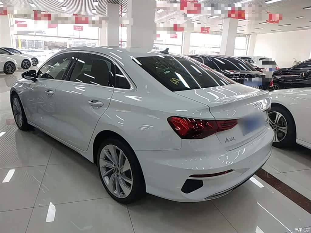 Audi A3, 2022 все фото