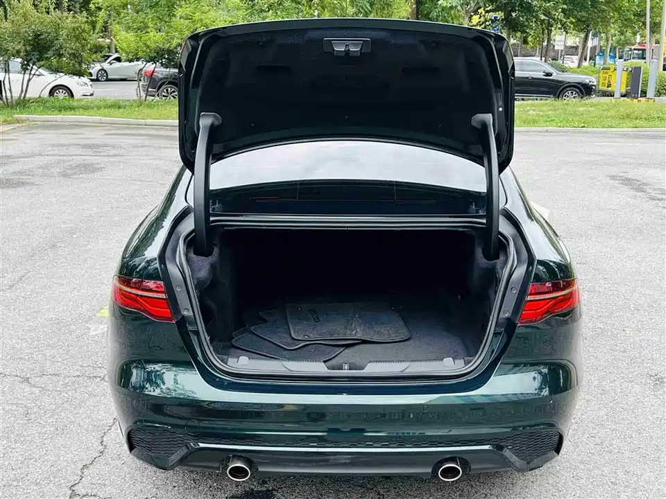 Jaguar XEL