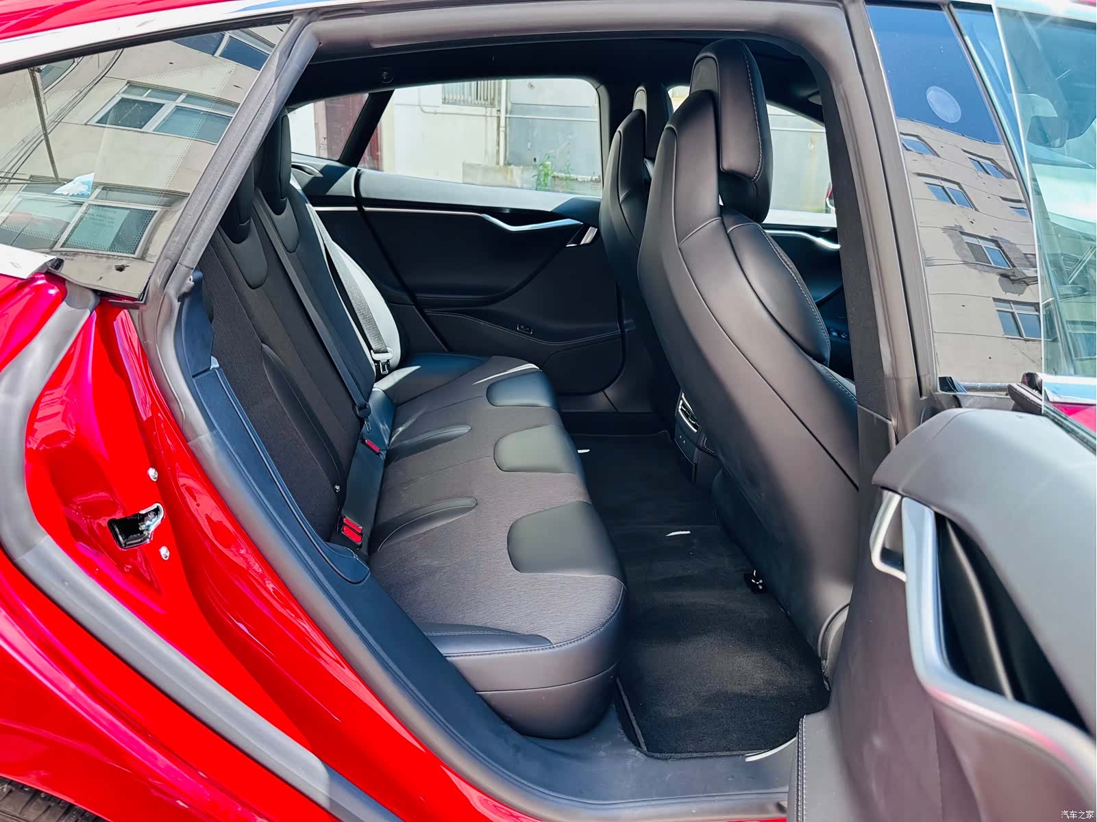 Tesla Model S, 2017 4