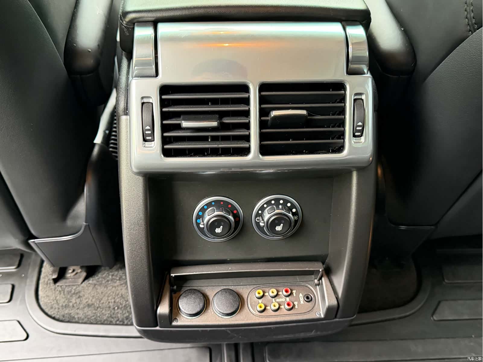 Land Rover Range Rover, 2011 13