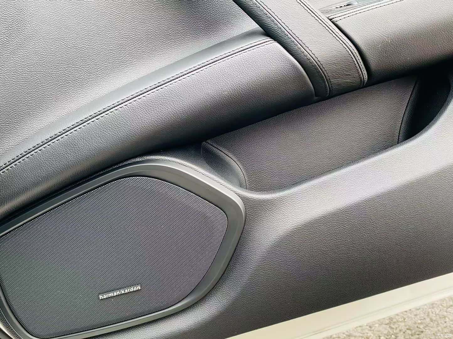 Maserati Ghibli, 2019 8