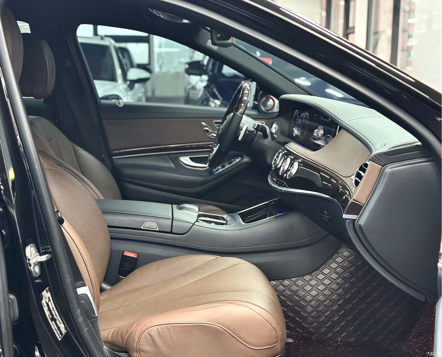 Mercedes-Benz S-Class, 2020 6