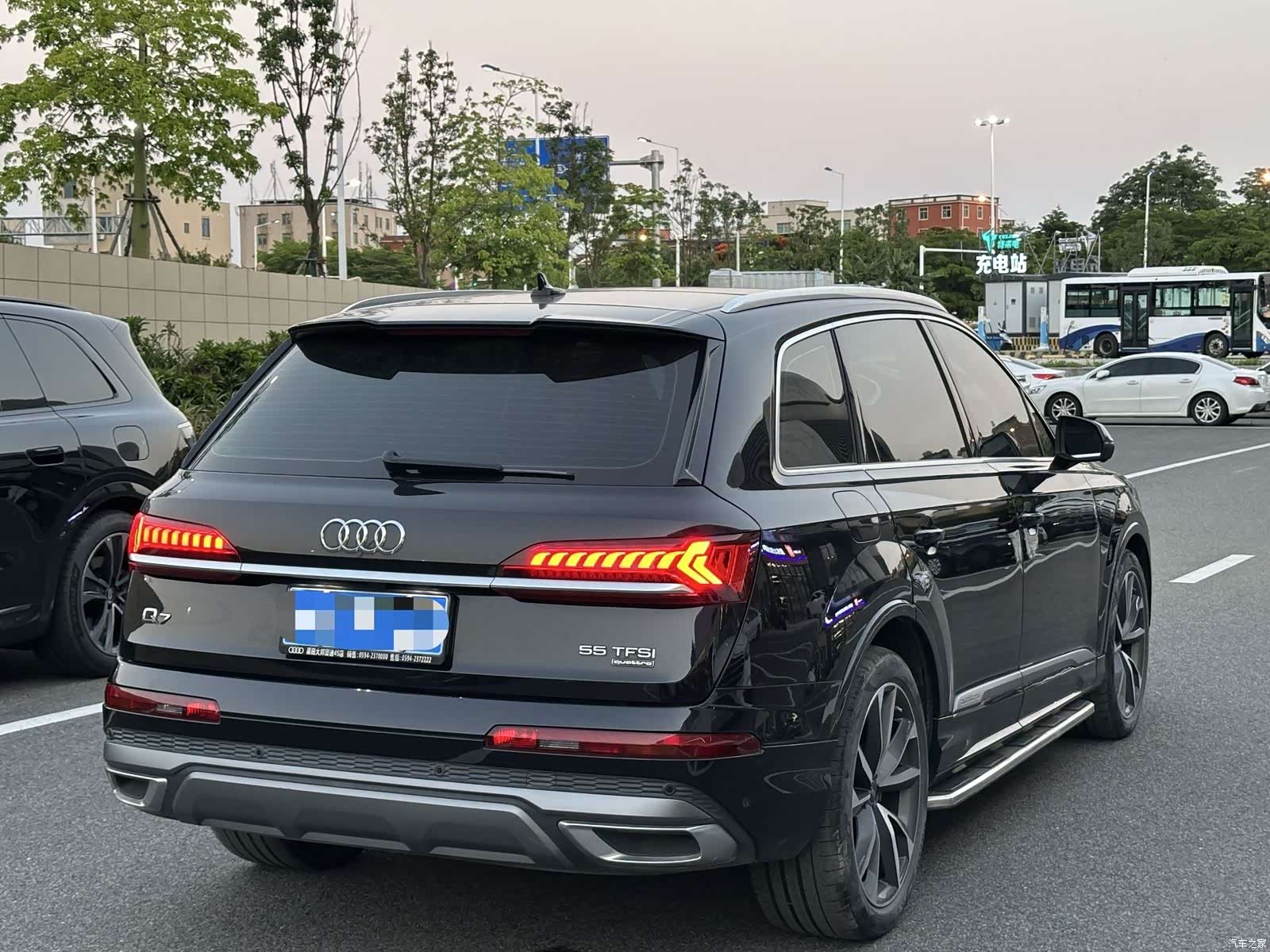 Audi Q7, 2021 7