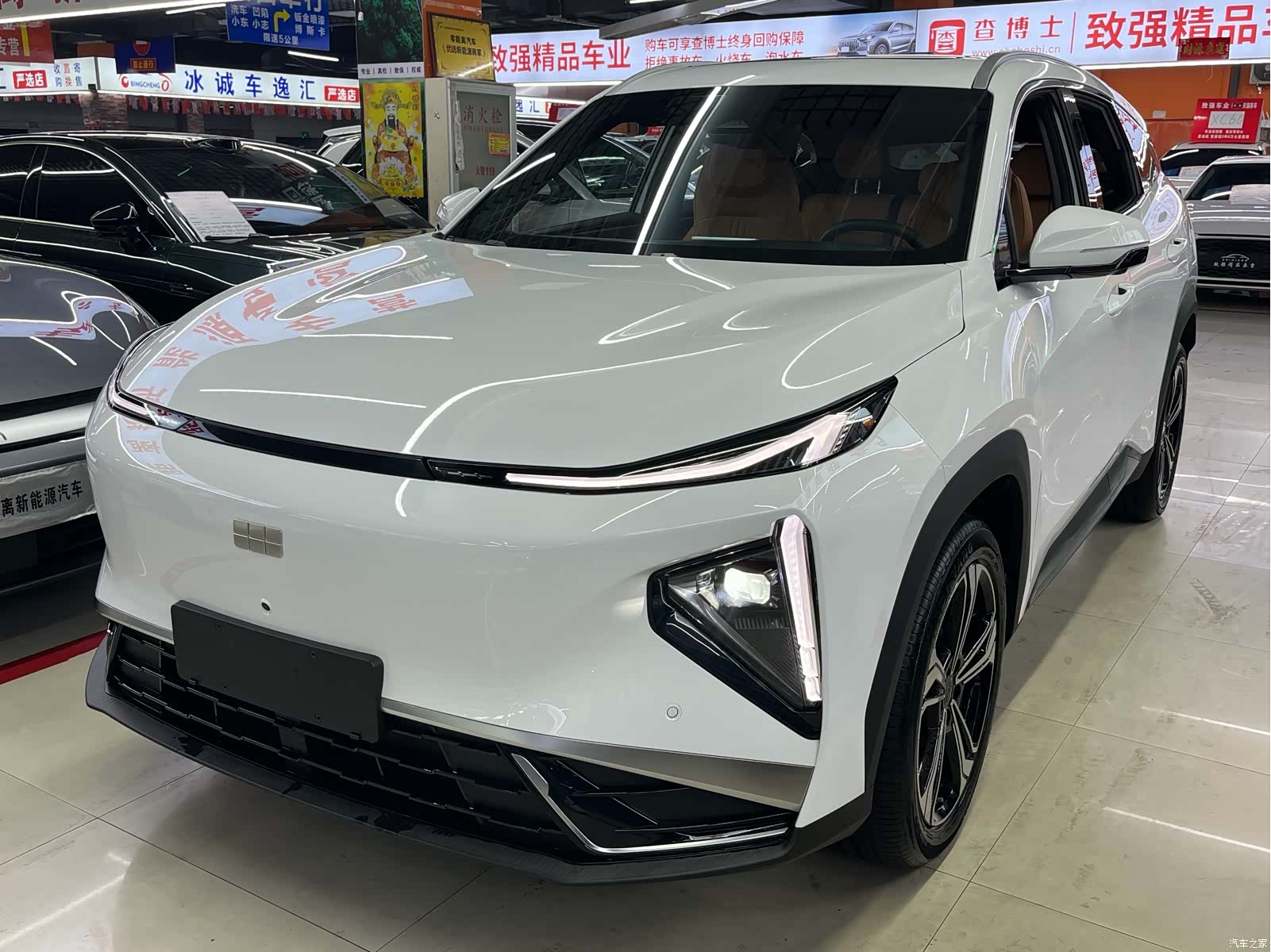 Geely Galaxy L7