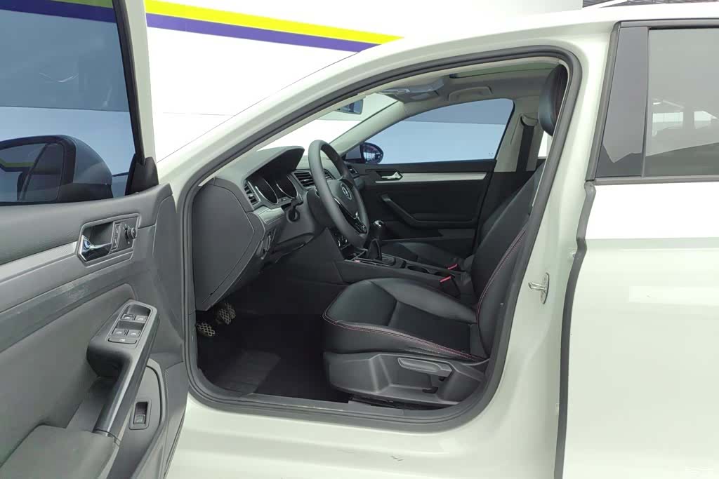 Volkswagen Lamando, 2018 9