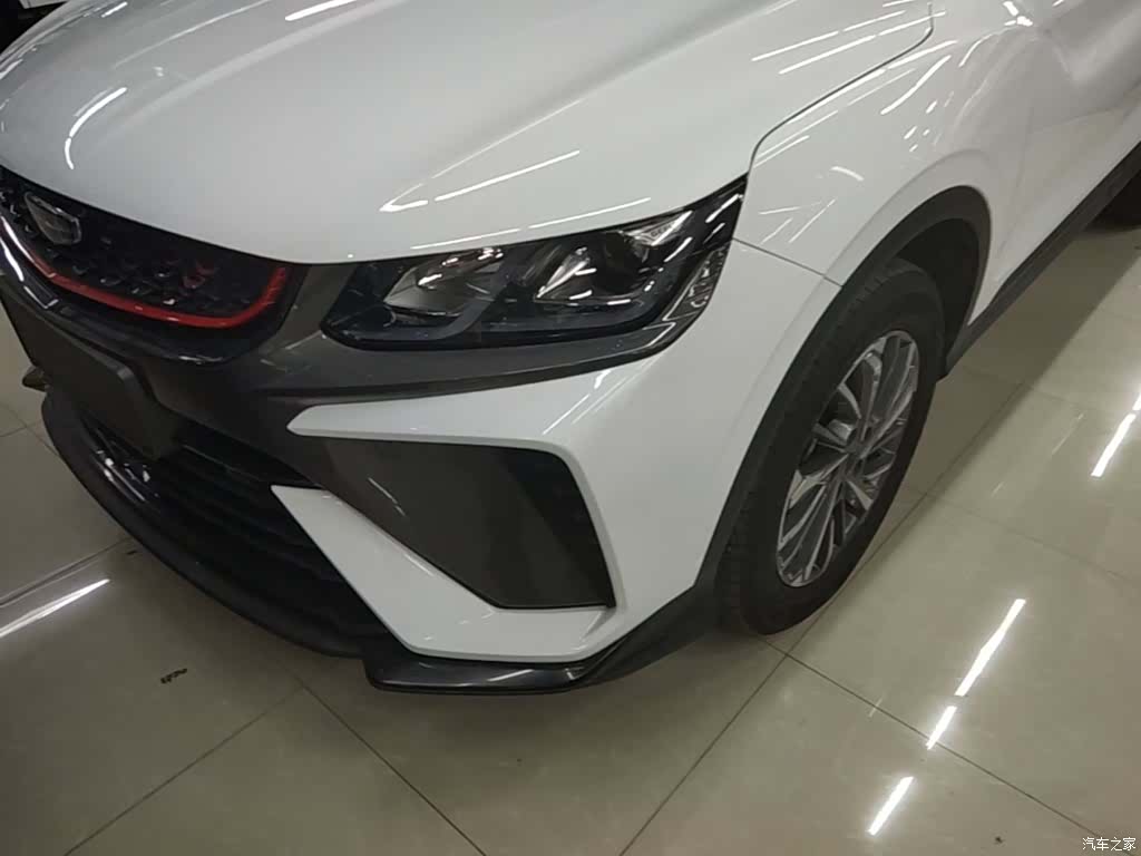 Geely Coolray, 2022 24