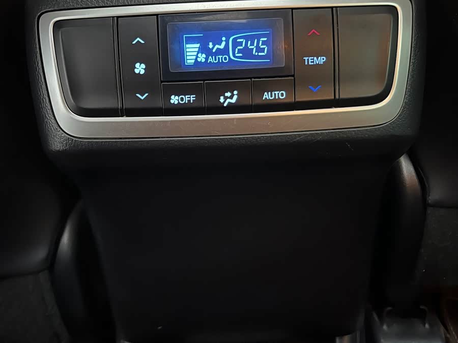Toyota Highlander 2020, фото 32