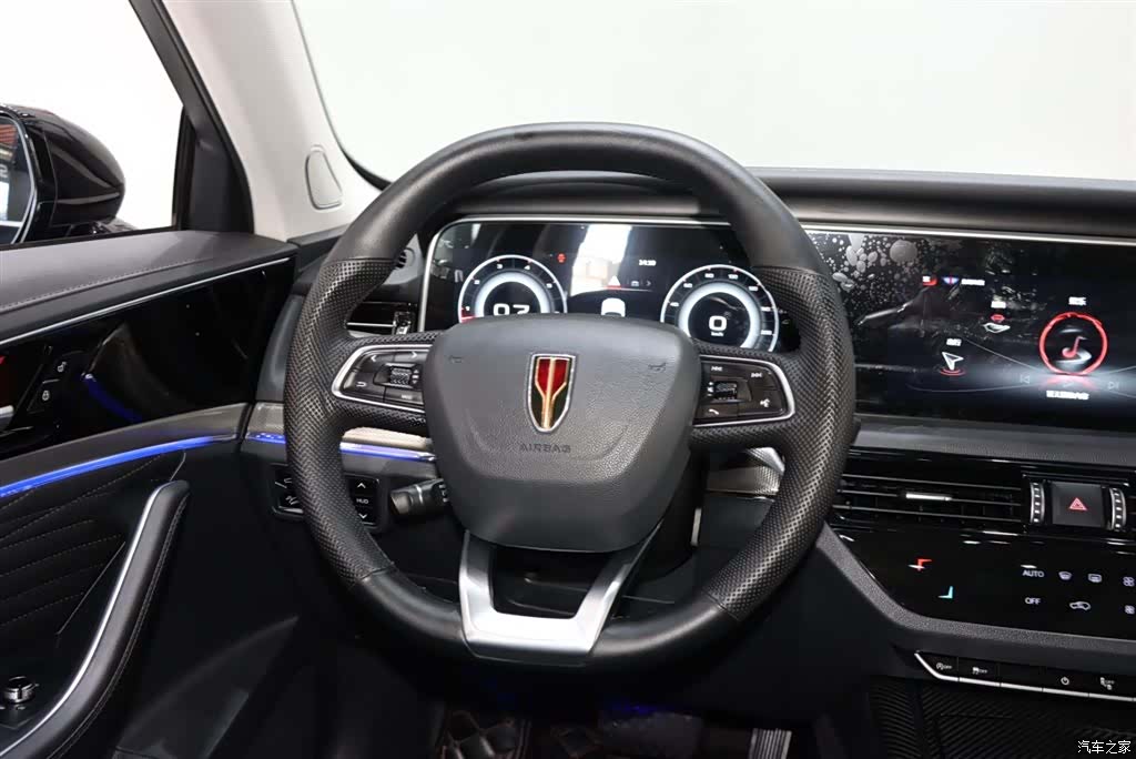 Hongqi HS5, 2022 13
