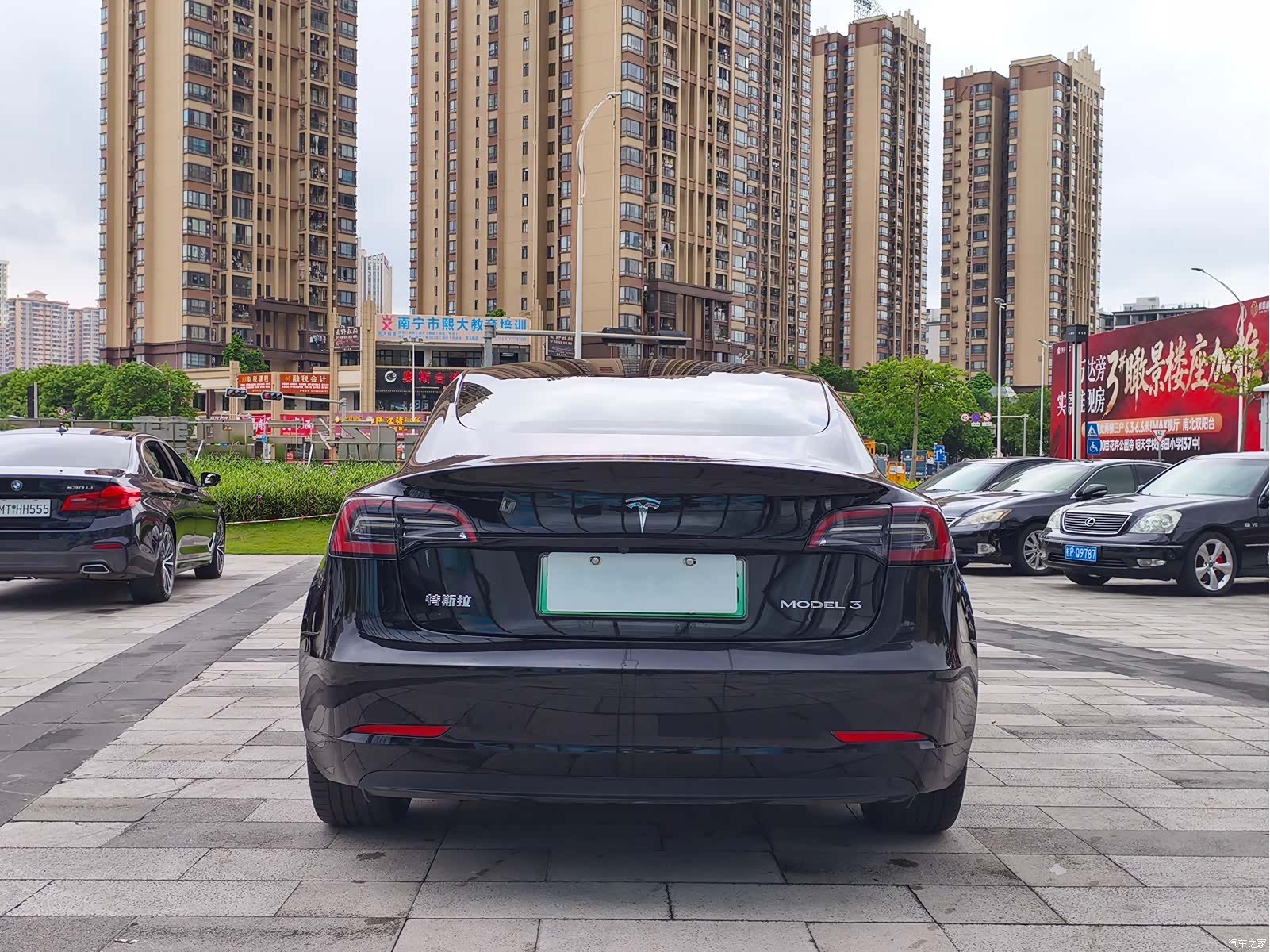 Tesla Model 3, 2023 все фото