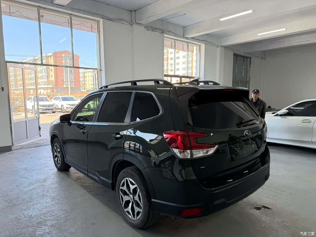 Subaru Forester, 2022 6