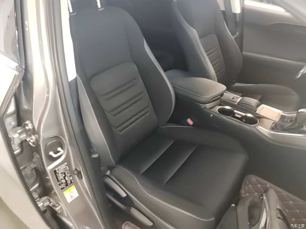 Lexus NX, 2018 25