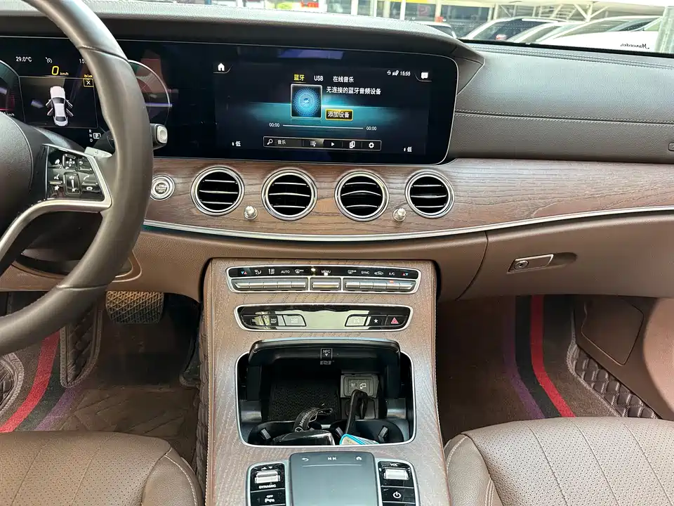 Mercedes-Benz E-class Mercedes-Benz E-class