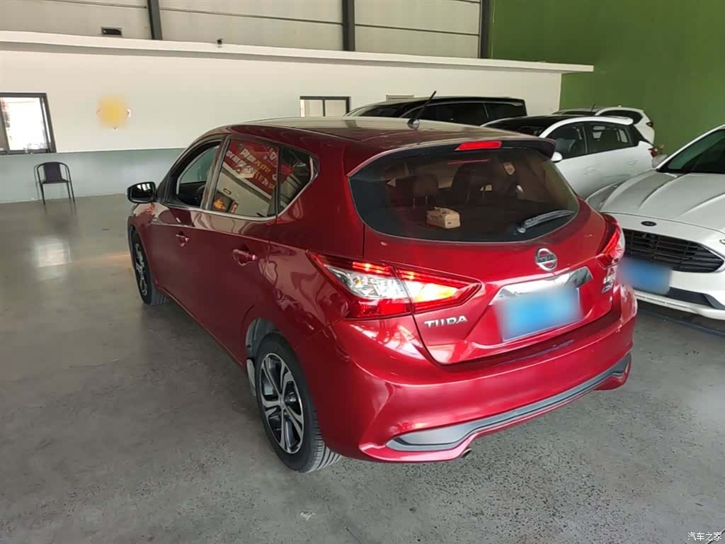 Nissan Tiida, 2016 все фото