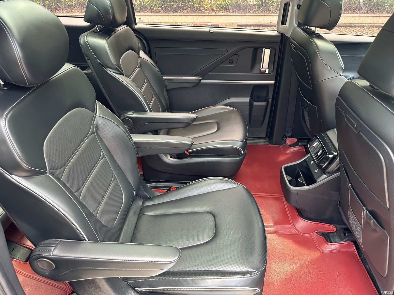 Hyundai Custo, 2025 29