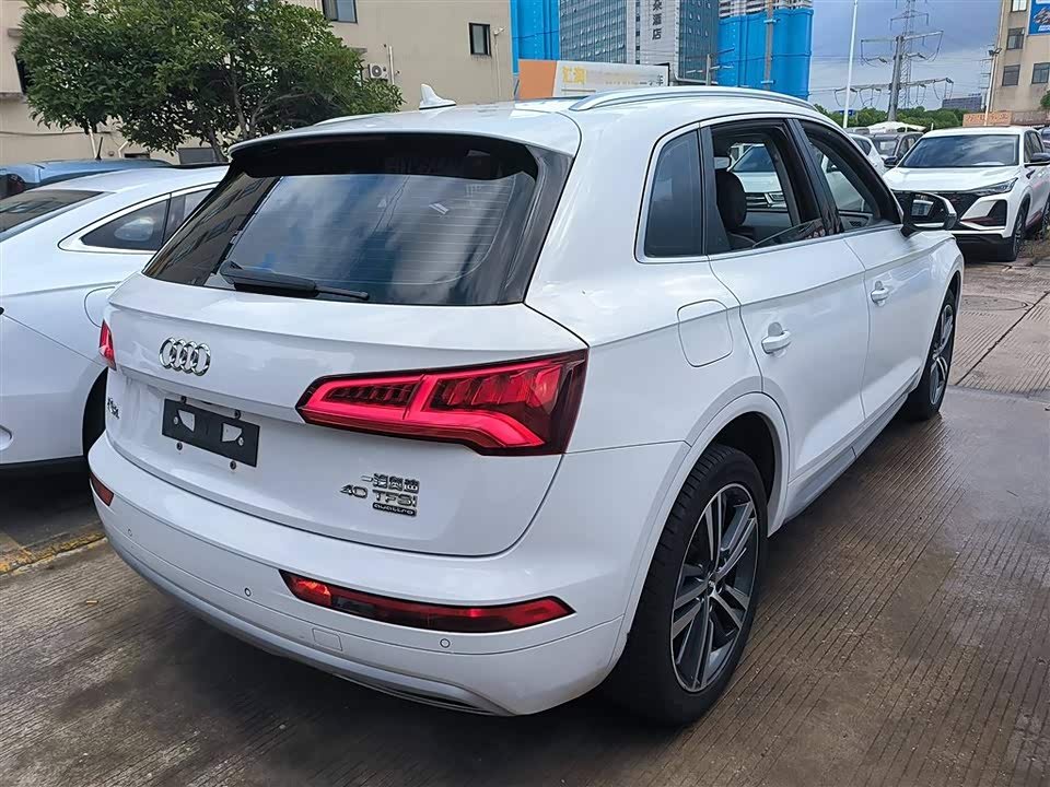 Audi Q5L Audi Q5L
