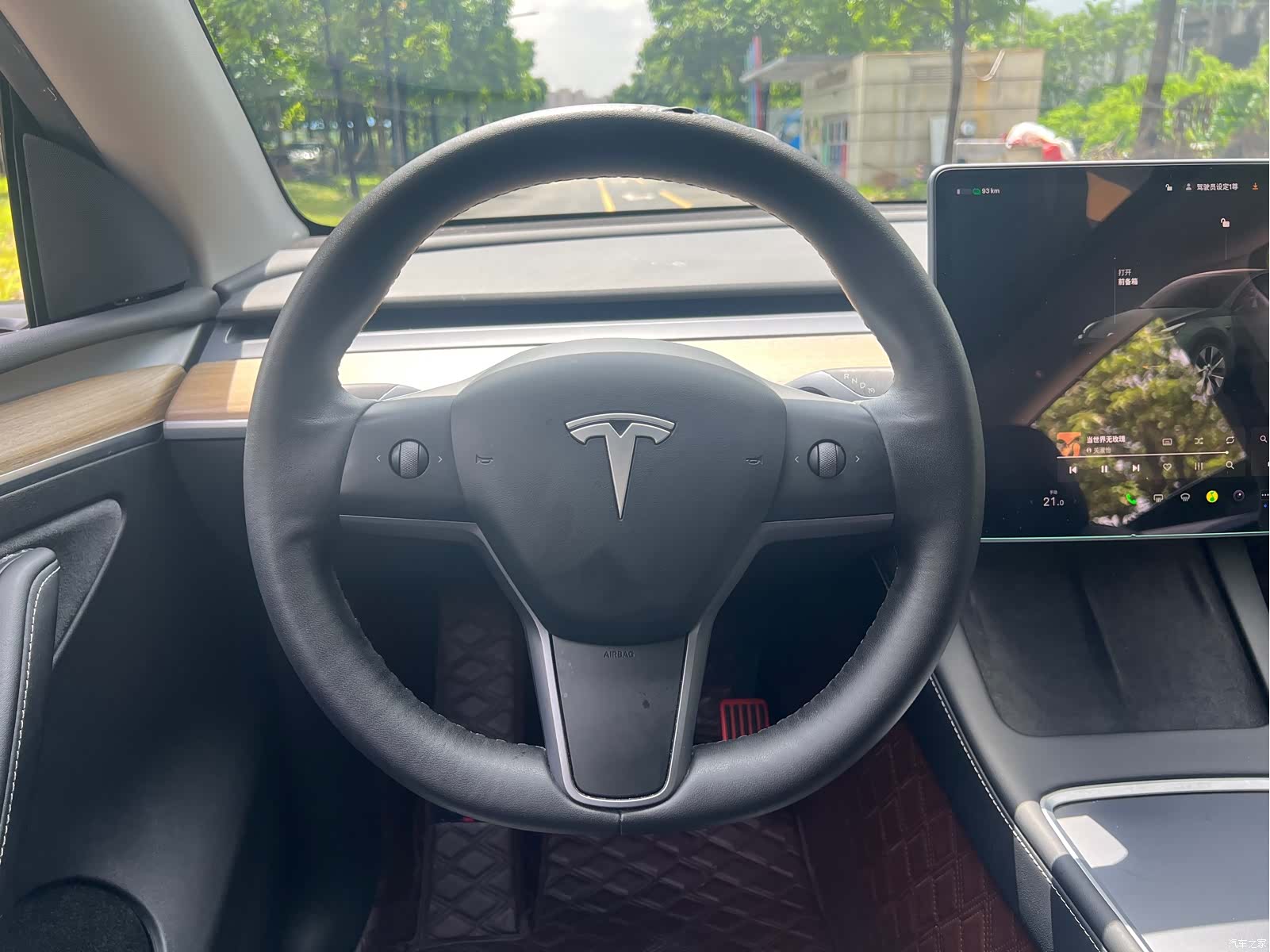 Tesla Model Y, 2022 4