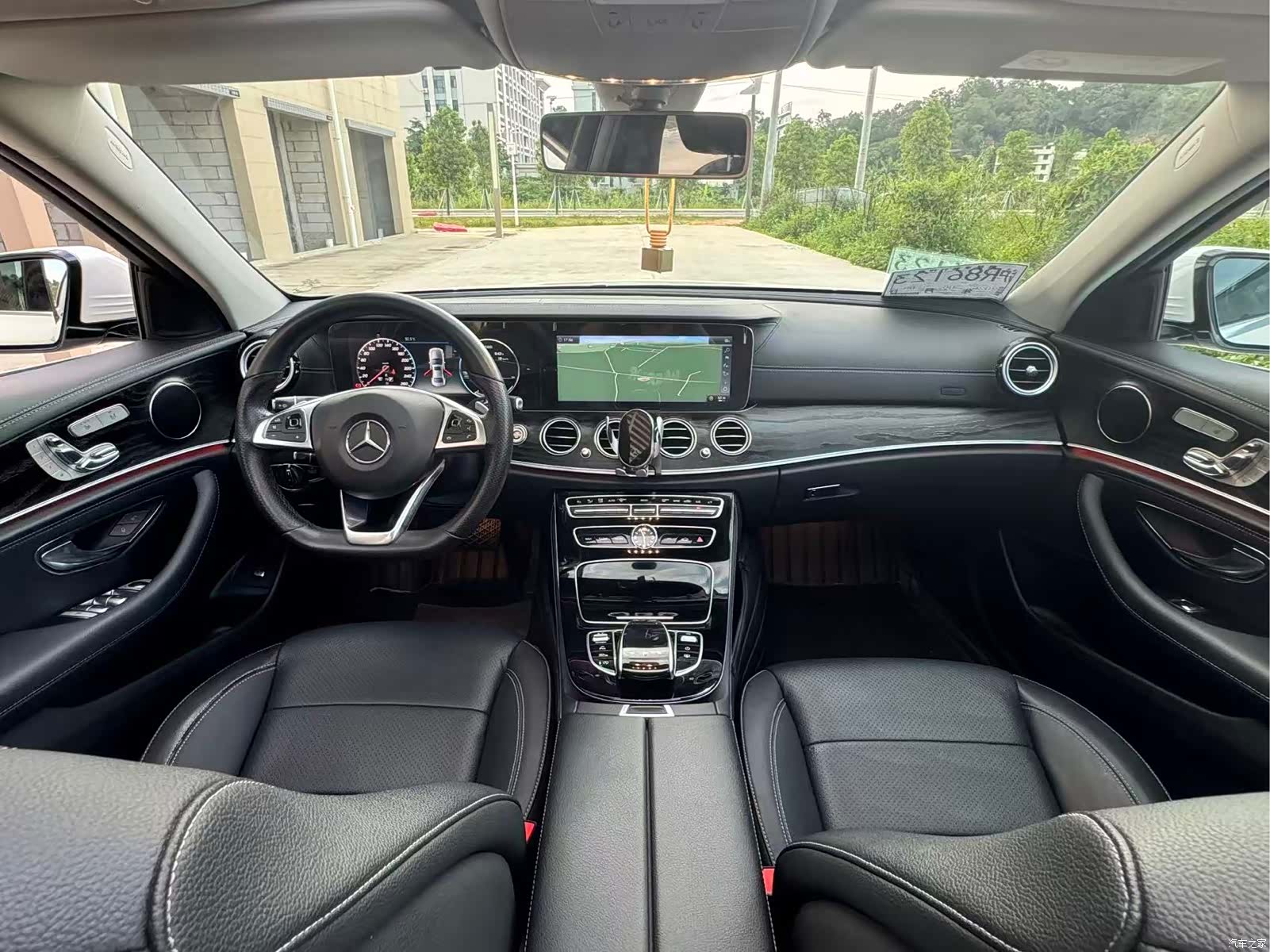 Mercedes-Benz E-Class, 2017 8