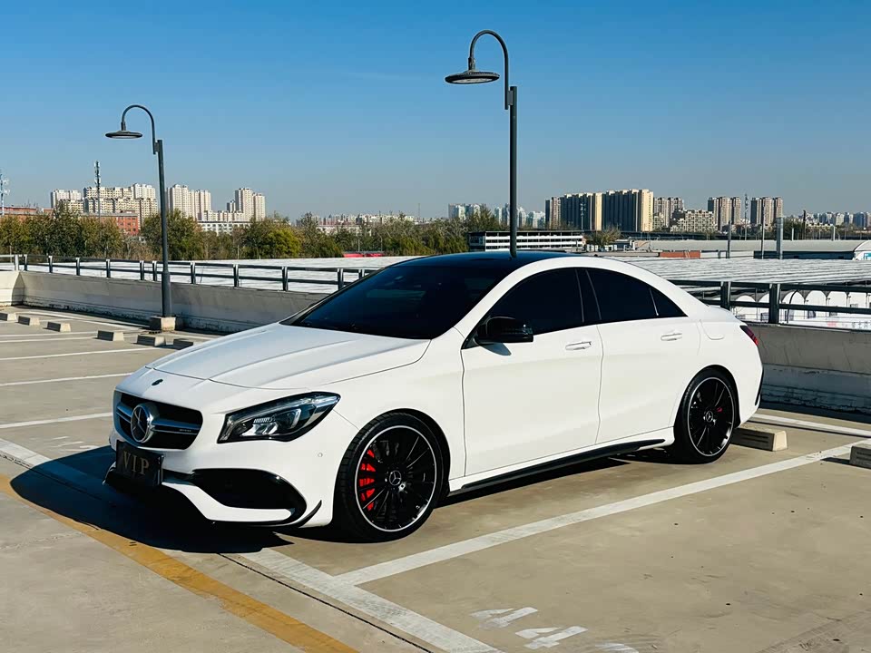 Mercedes-Benz CLA AMG