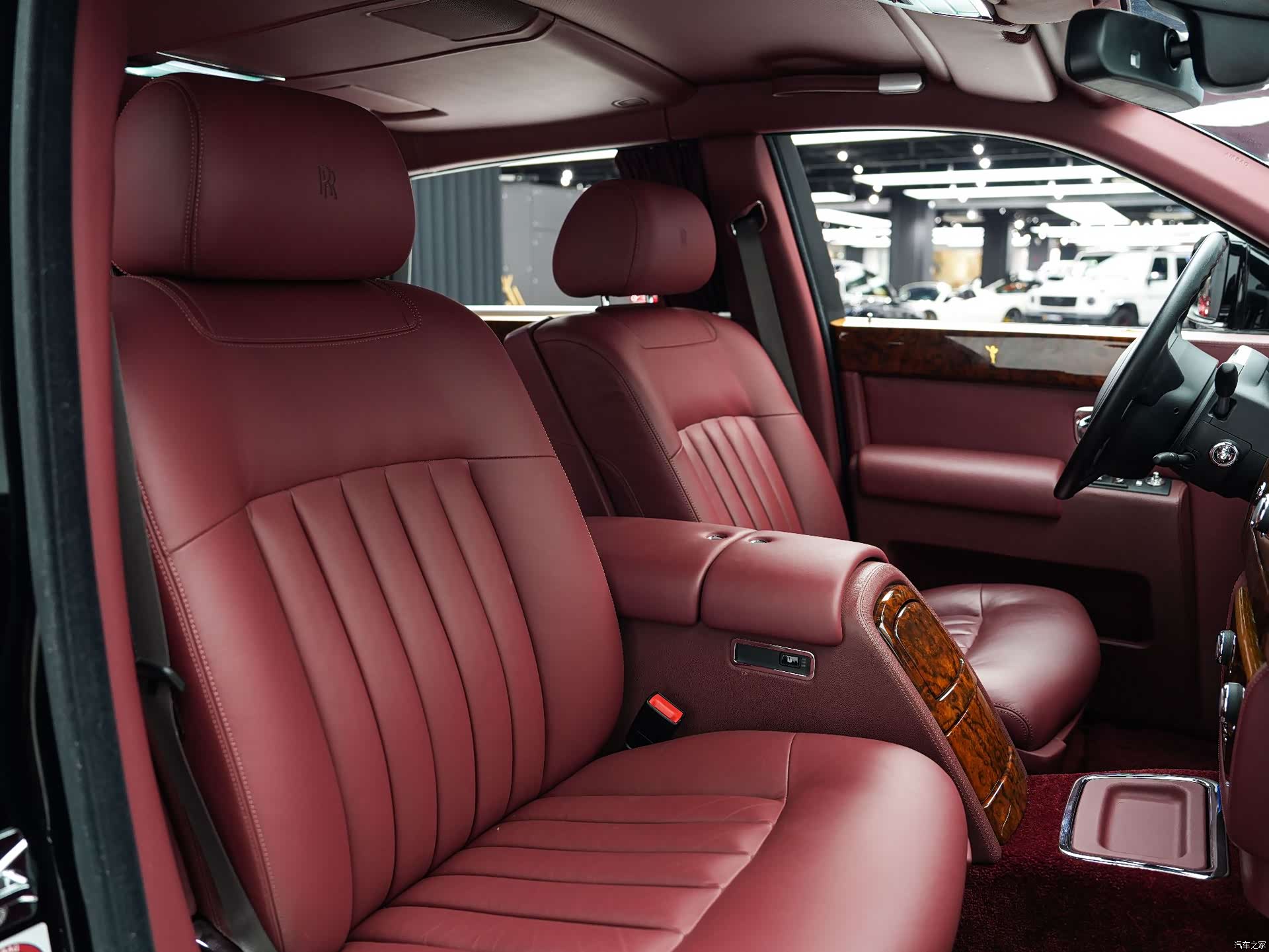Rolls-Royce Phantom, 2011 12