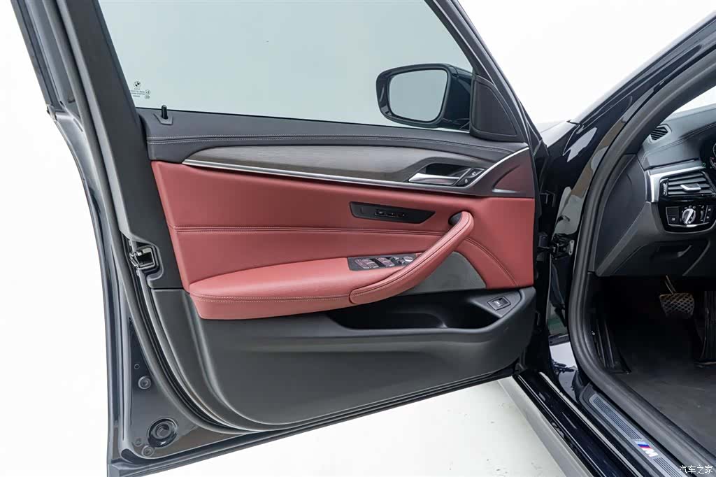 BMW 5 Series, 2022 15
