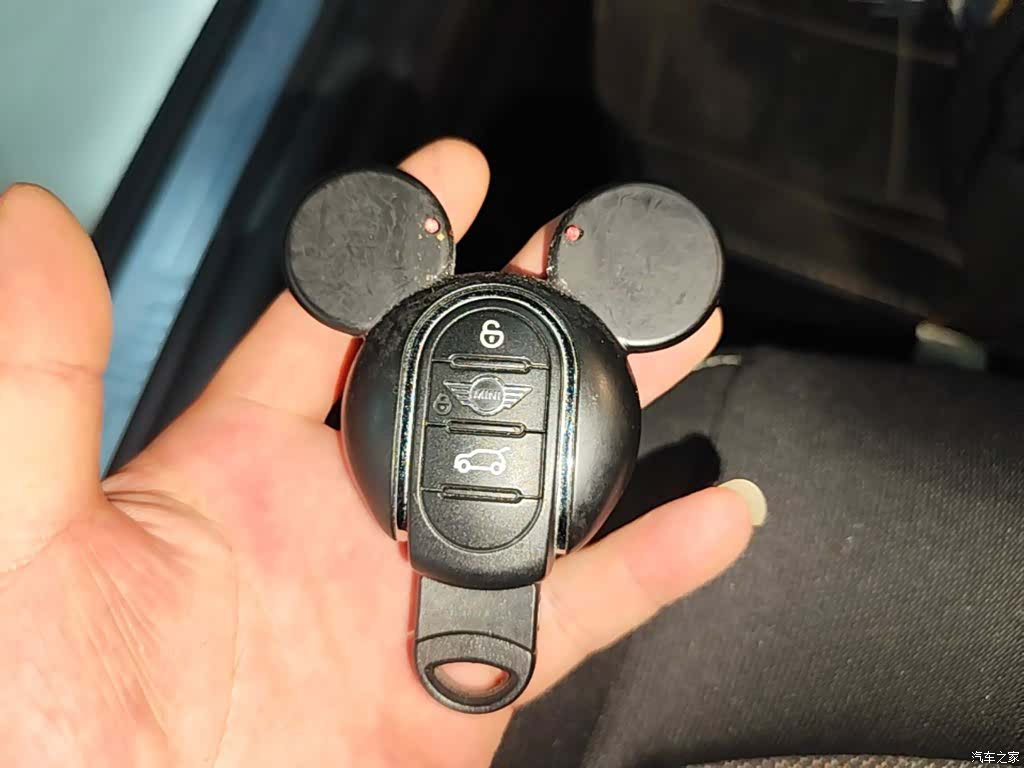 Mini ONE, 2022 9